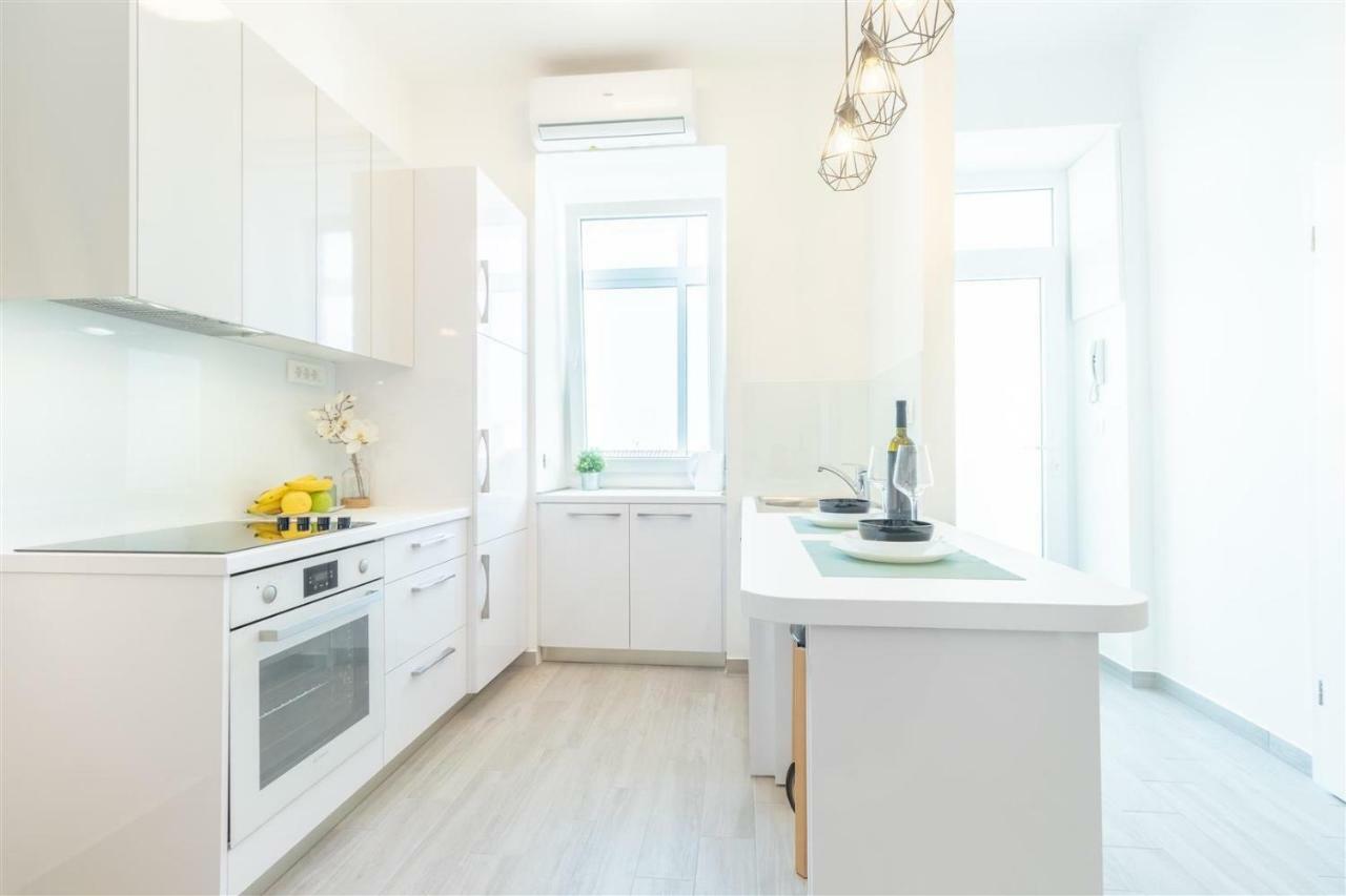 Apartment Alba Рієка Екстер'єр фото